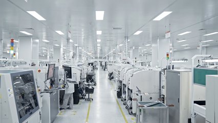 陽光電源光伏逆變器SMT生產車間自動化產線,產品出口150多個國家和地區。